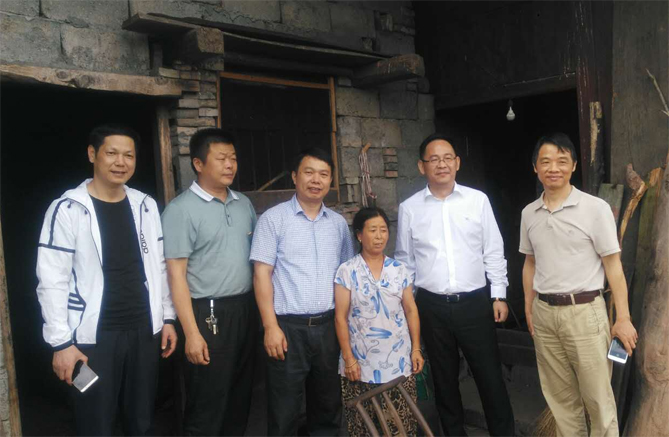 三牛娱乐集团,长沙杀虫剂,长沙光气衍生物,长沙氨基酸保护剂,长沙锂离子电池材料