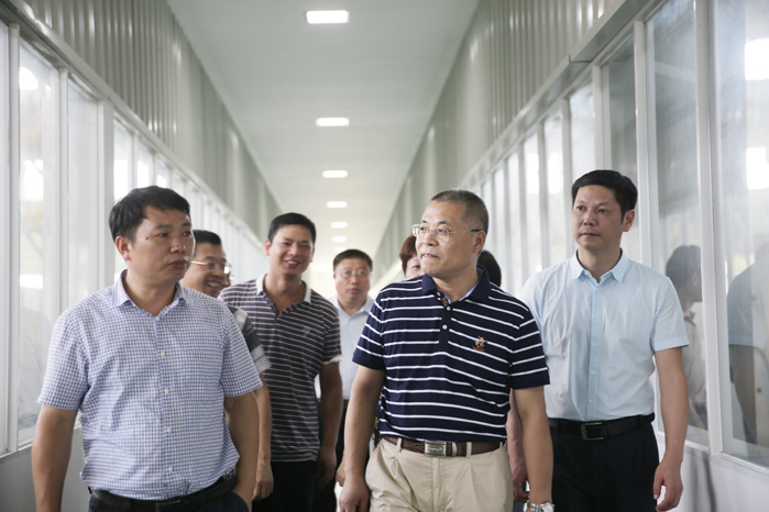 三牛娱乐集团,长沙杀虫剂,长沙光气衍生物,长沙氨基酸保护剂,长沙锂离子电池材料