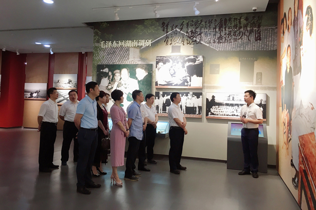 三牛娱乐集团,长沙杀虫剂,长沙光气衍生物,长沙氨基酸保护剂,长沙锂离子电池材料