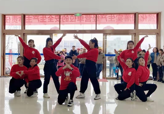 三牛娱乐集团,长沙杀虫剂,长沙光气衍生物,长沙氨基酸保护剂,长沙锂离子电池材料